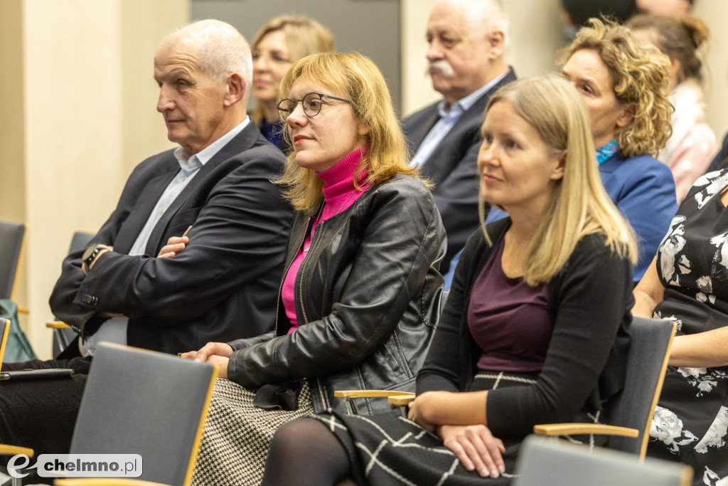 Unijne wsparcie: ekonomia społeczna, szpitale, wieś