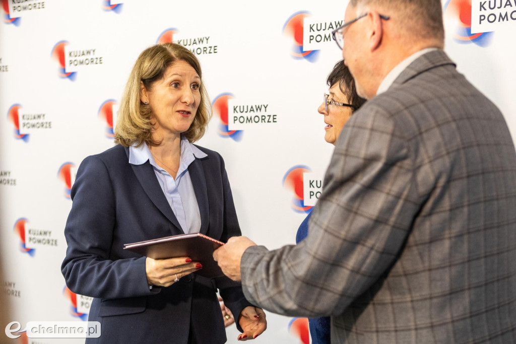 Unijne wsparcie: ekonomia społeczna, szpitale, wieś