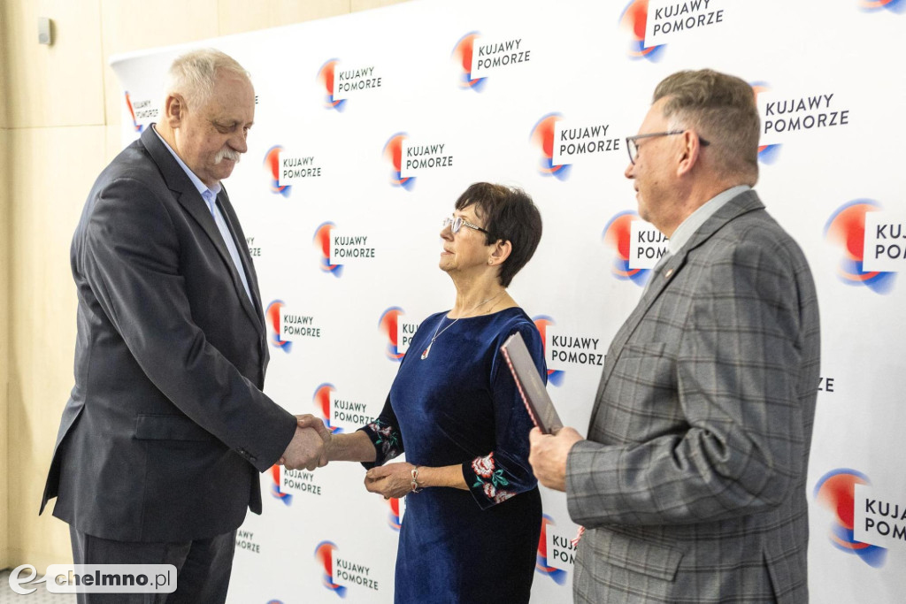 Unijne wsparcie: ekonomia społeczna, szpitale, wieś
