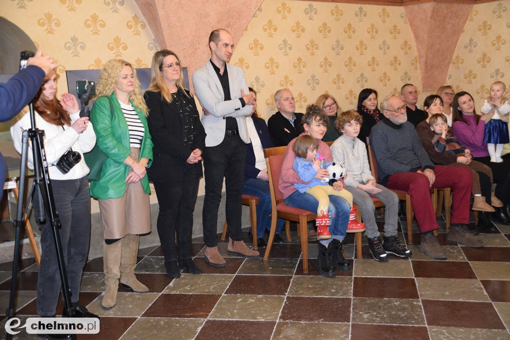 Ciekawe ujęcia nieba na wystawie Krzysztofa Kujawy