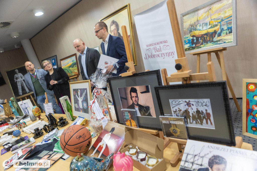 250 par na Marszałkowskim Balu Dobroczynnym