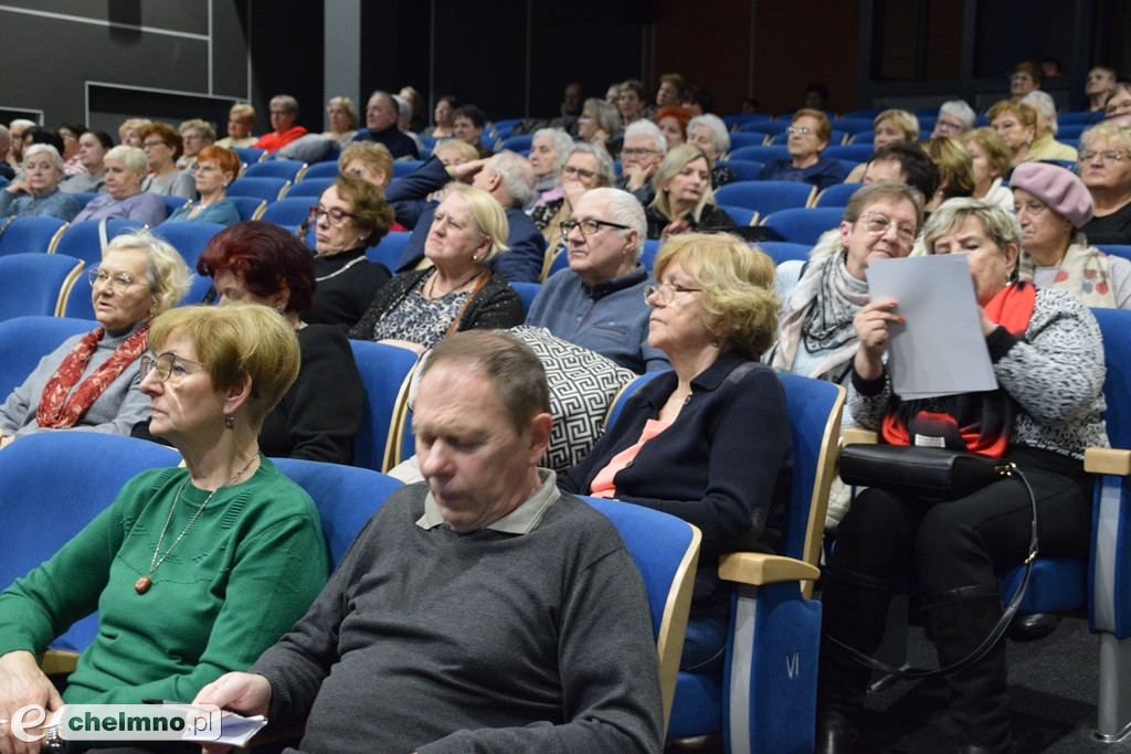 Włodarze Miasta dyskutowali z seniorami w Rondzie