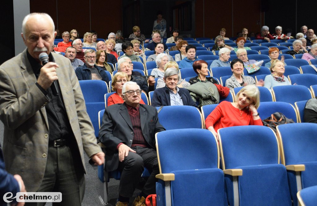 Włodarze Miasta dyskutowali z seniorami w Rondzie