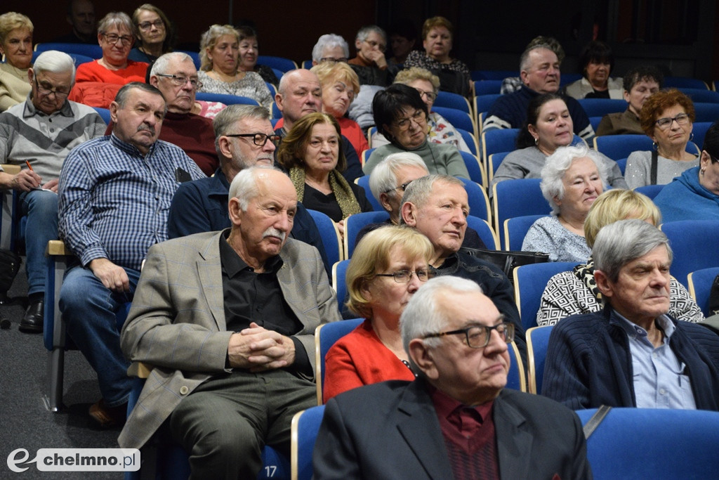 Włodarze Miasta dyskutowali z seniorami w Rondzie