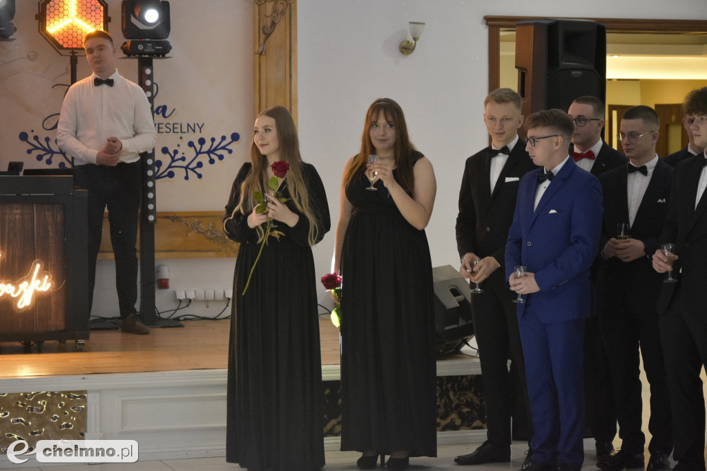 Tak pięknie na Studniówce prezentowali się uczniowie ZS nr 2
