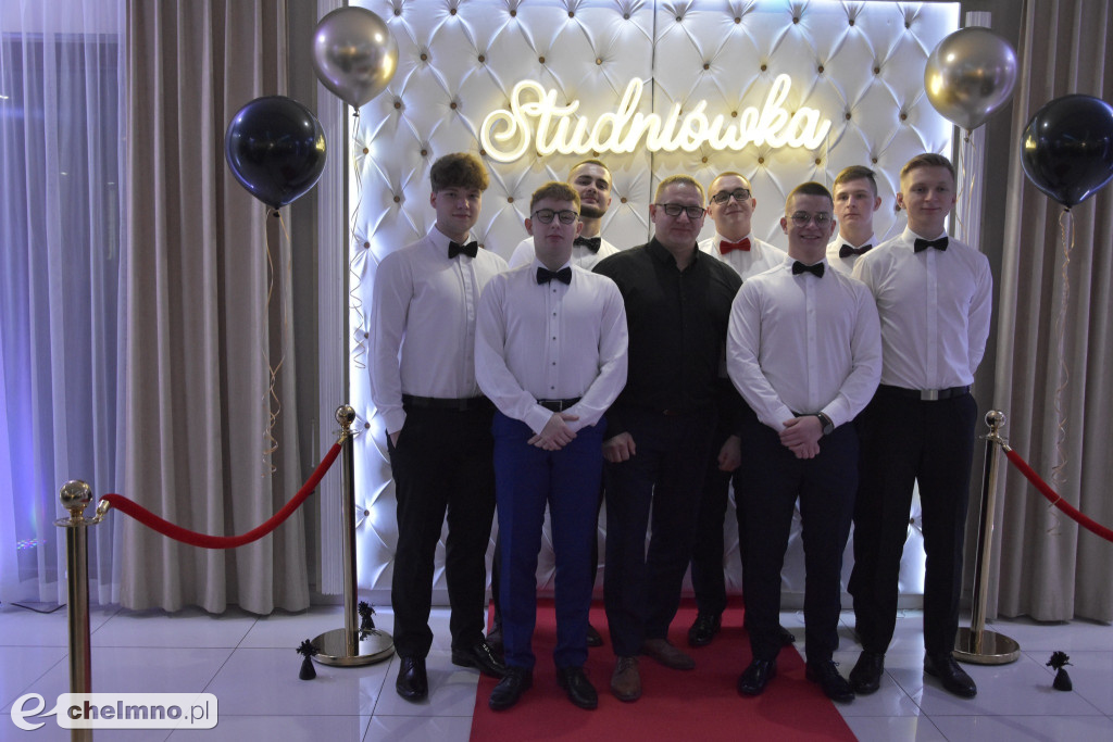 Tak pięknie na Studniówce prezentowali się uczniowie ZS nr 2