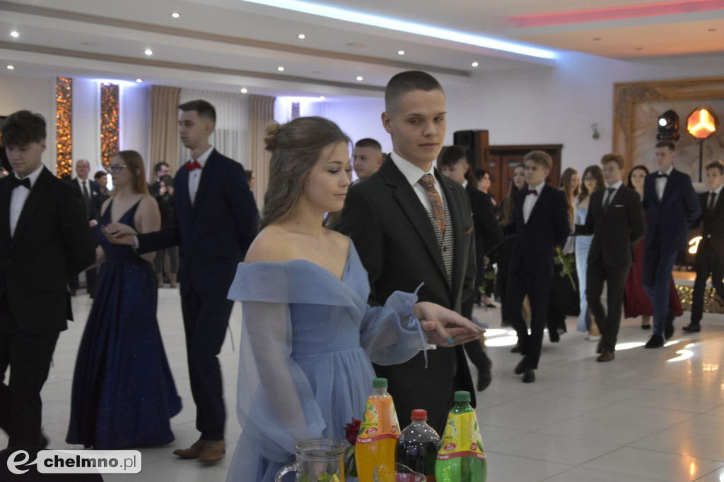 Tak pięknie na Studniówce prezentowali się uczniowie ZS nr 2