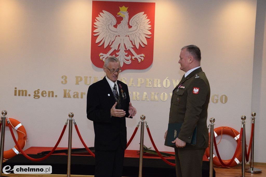 Władysław Flieger z odznaczeniem 