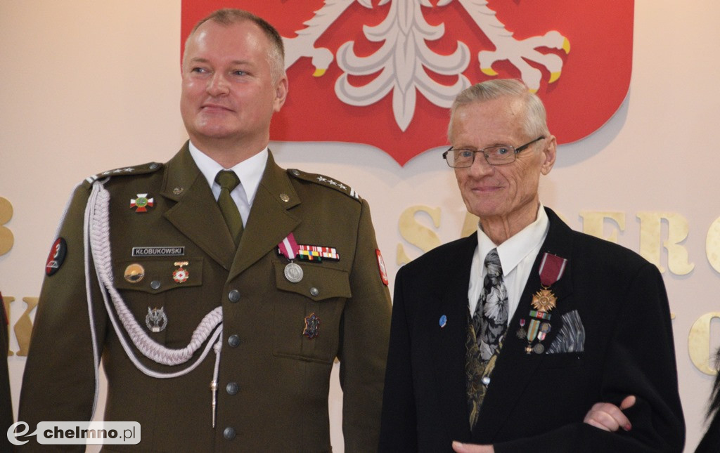 Władysław Flieger z odznaczeniem 