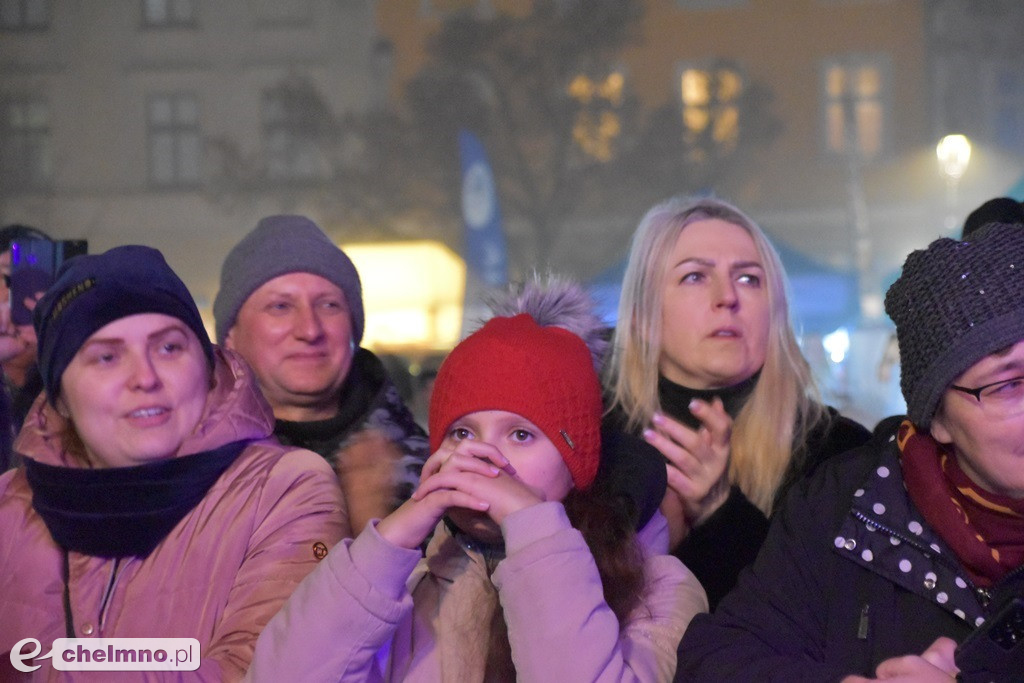 Tłumy publiczności bawiły się na walentynkowych koncertach