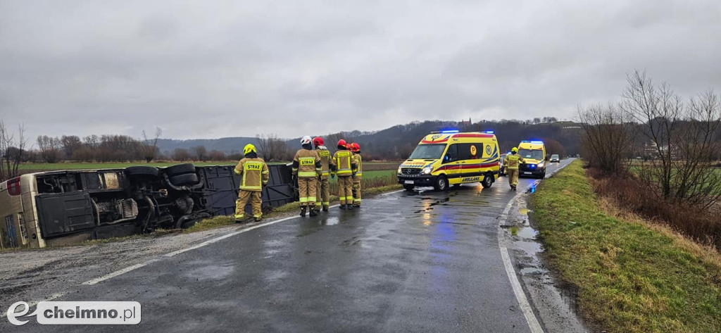 Autobus wpadł do rowu niedaleko Chełmna