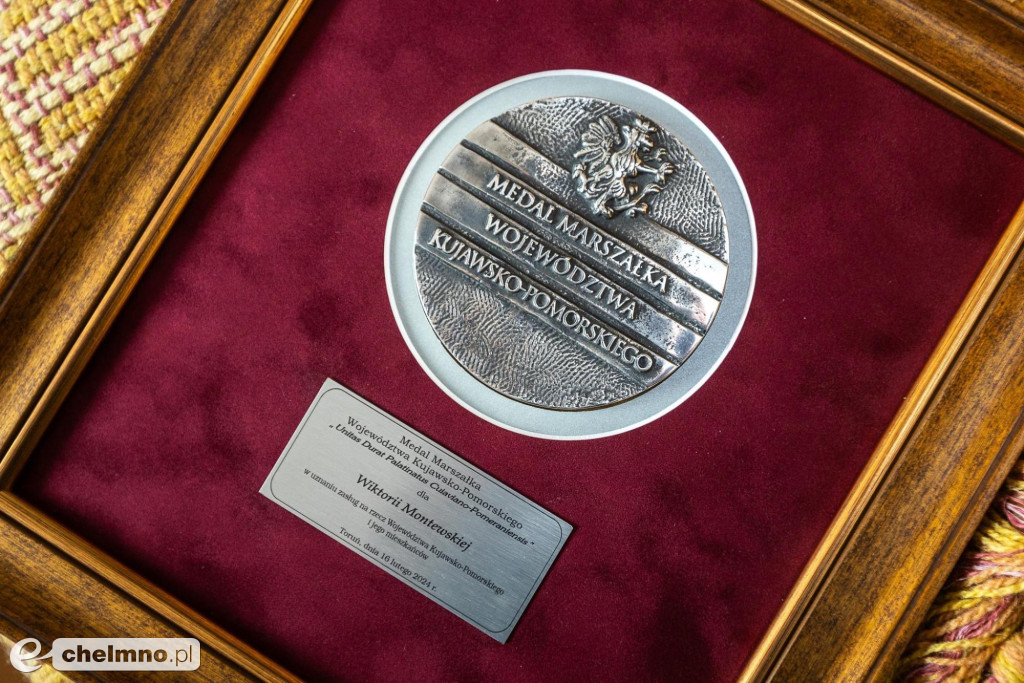 Medal marszałka dla pani Wiktorii z Torunia