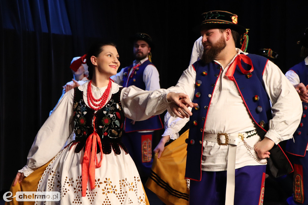 Świętowano Dzień Kobiet z zespołem ludowym