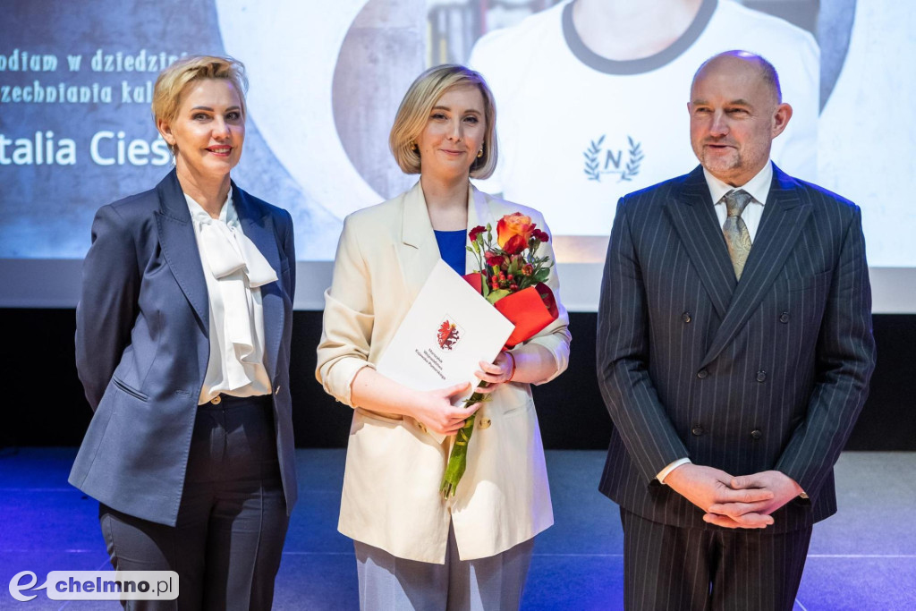 Z dumą wspieramy artystów