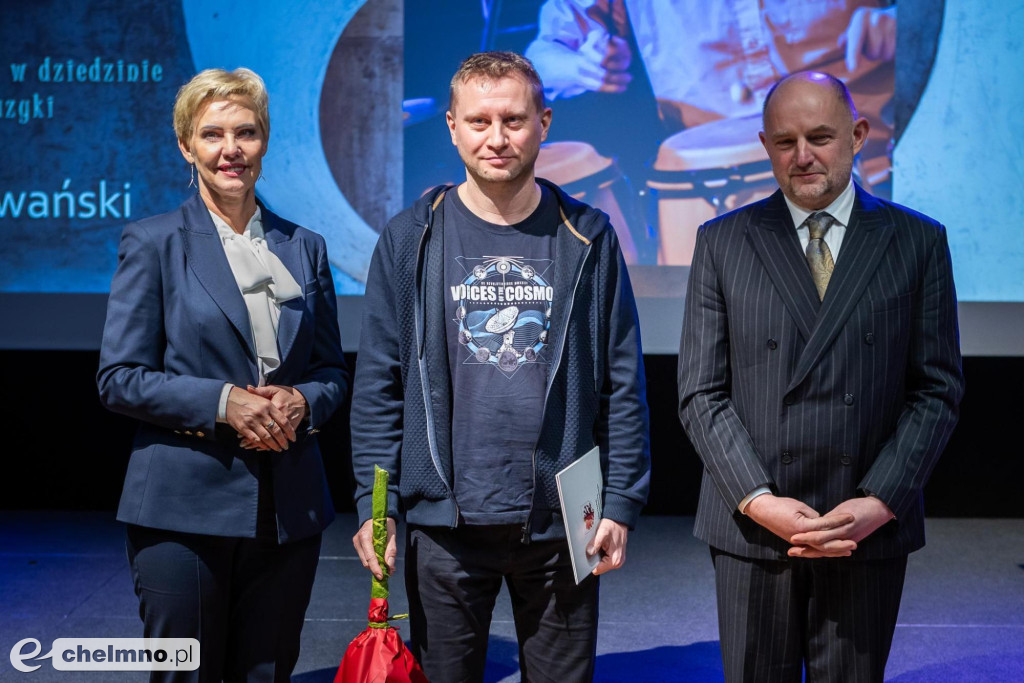 Z dumą wspieramy artystów
