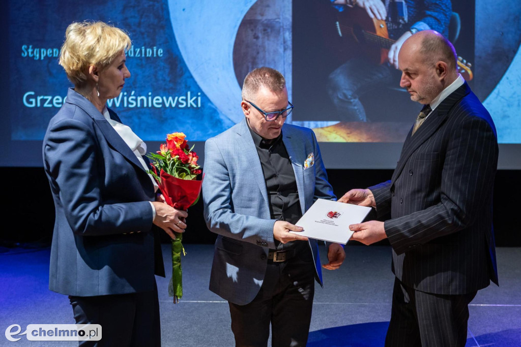 Z dumą wspieramy artystów