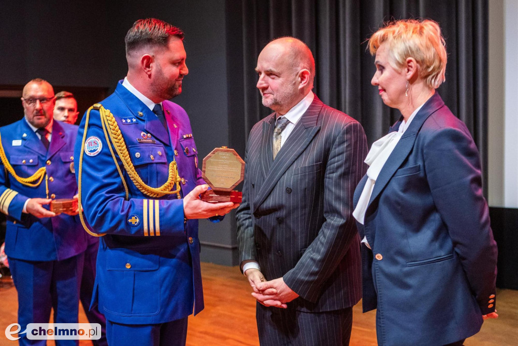 Ratownicy WOPR z Chełmna otrzymali listy gratulacyjne