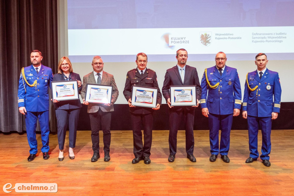 Ratownicy WOPR z Chełmna otrzymali listy gratulacyjne