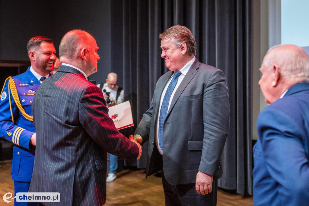 Ratownicy WOPR z Chełmna otrzymali listy gratulacyjne