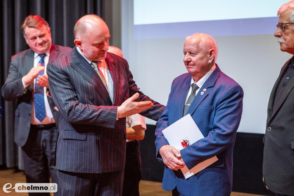 Ratownicy WOPR z Chełmna otrzymali listy gratulacyjne