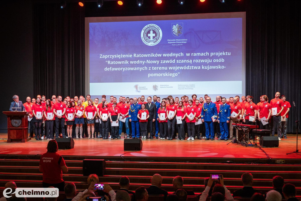 Ratownicy WOPR z Chełmna otrzymali listy gratulacyjne