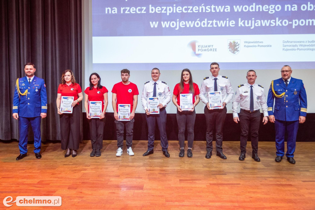 Ratownicy WOPR z Chełmna otrzymali listy gratulacyjne