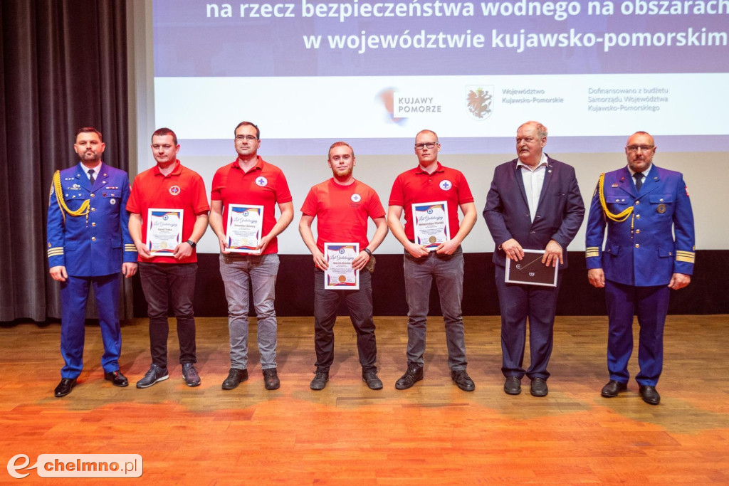 Ratownicy WOPR z Chełmna otrzymali listy gratulacyjne