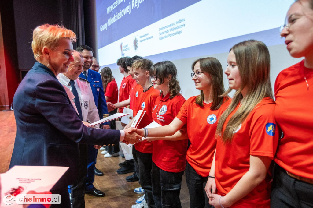 Ratownicy WOPR z Chełmna otrzymali listy gratulacyjne
