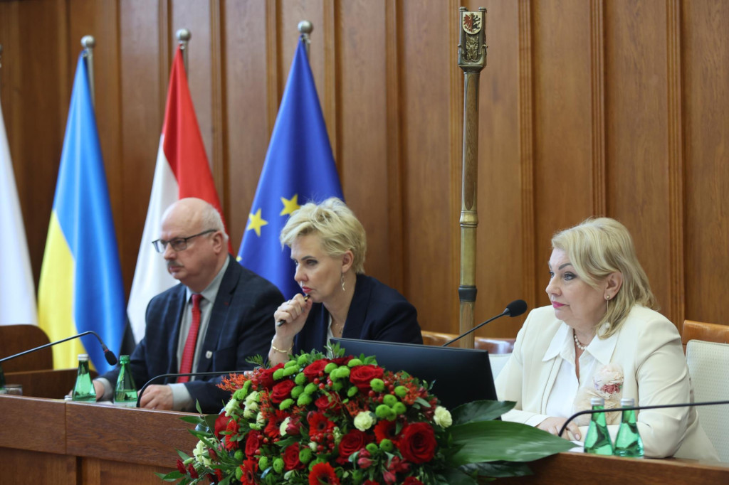 Ostatnia w tej kadencji merytoryczna sesja sejmiku