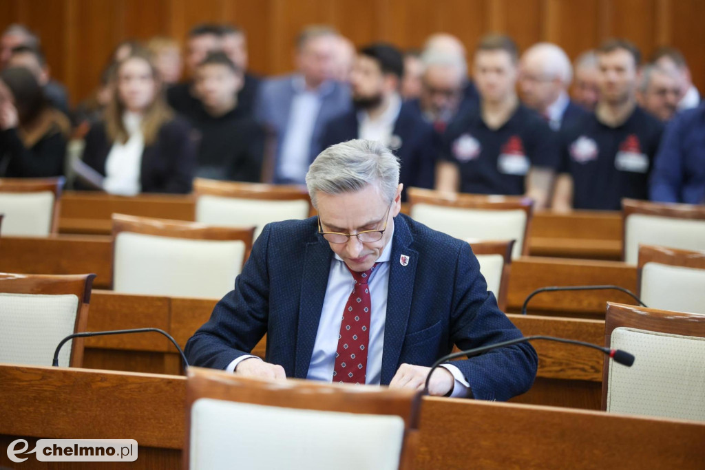 Ostatnia w tej kadencji merytoryczna sesja sejmiku