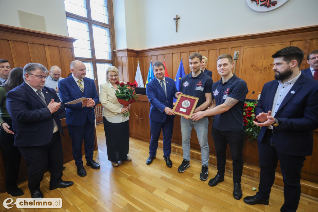 Ostatnia w tej kadencji merytoryczna sesja sejmiku