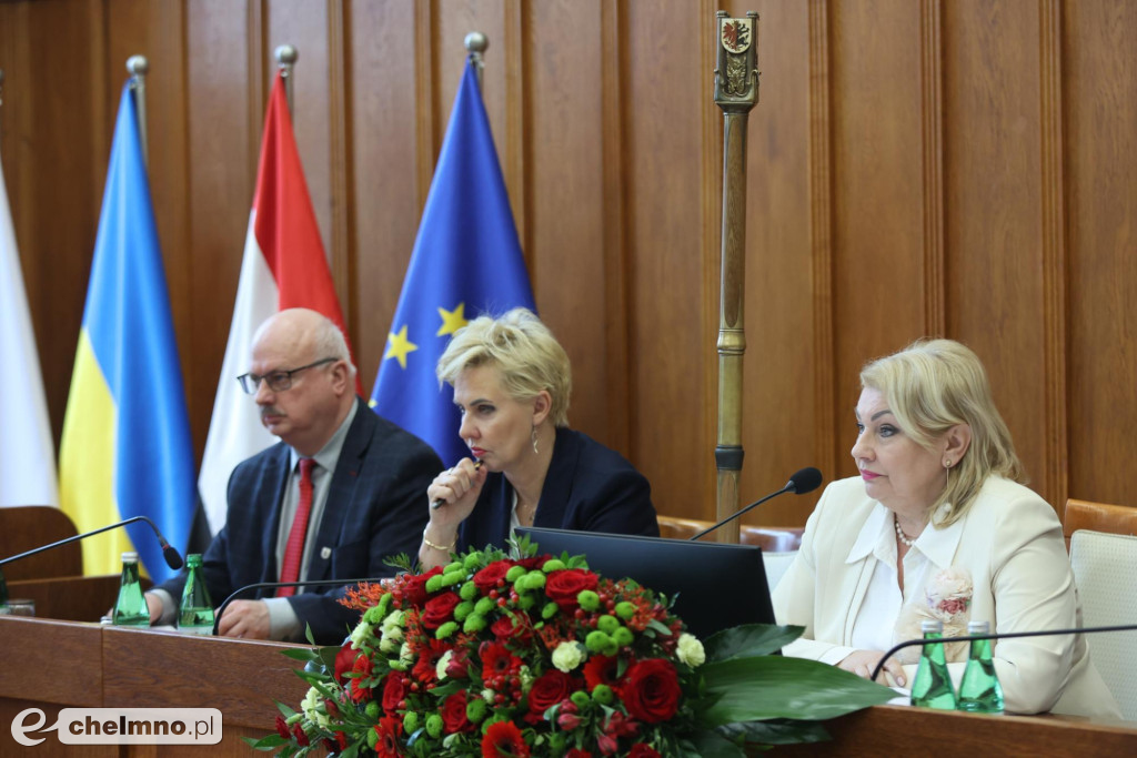 Ostatnia w tej kadencji merytoryczna sesja sejmiku