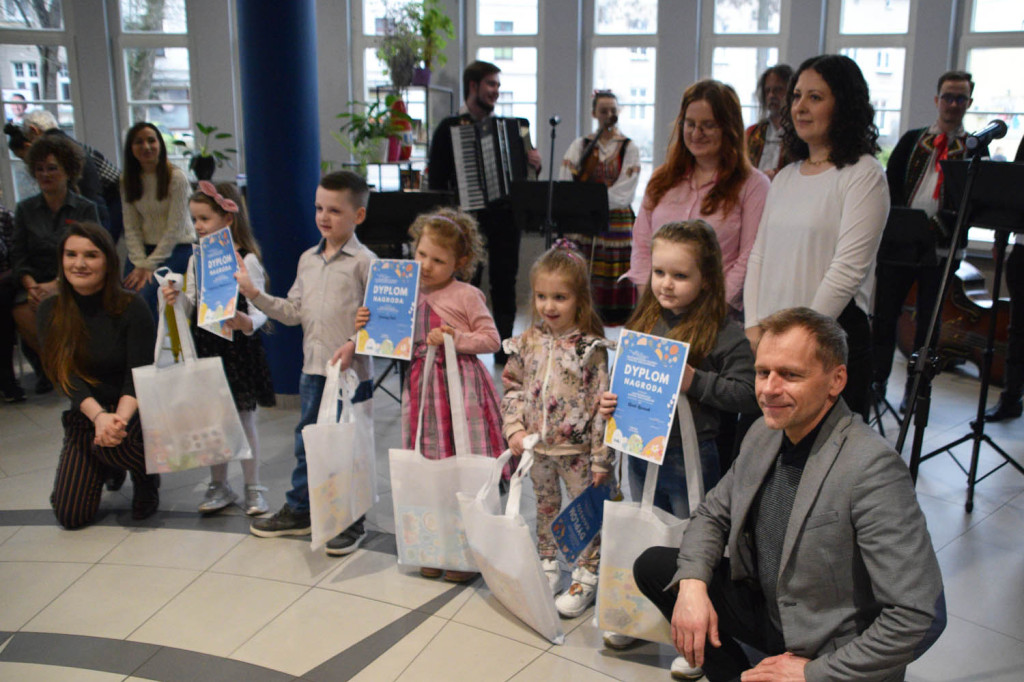 Wręczenie nagród zwycięzcom konkursu „Najpiękniejsza Pisanka i Kartka Wielkanocna”