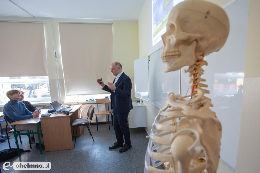 Lekcja biologii z marszałkiem