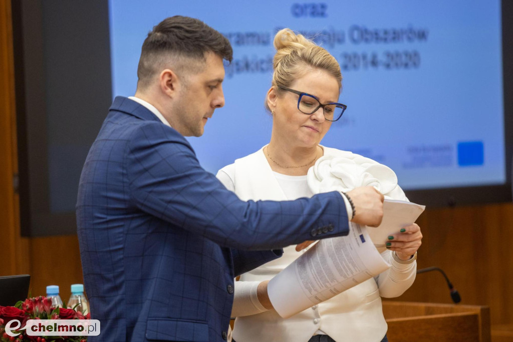 Środki unijne na politykę społeczną, biznes i innowacje