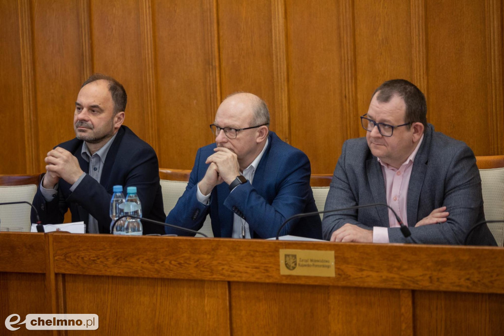 Środki unijne na politykę społeczną, biznes i innowacje