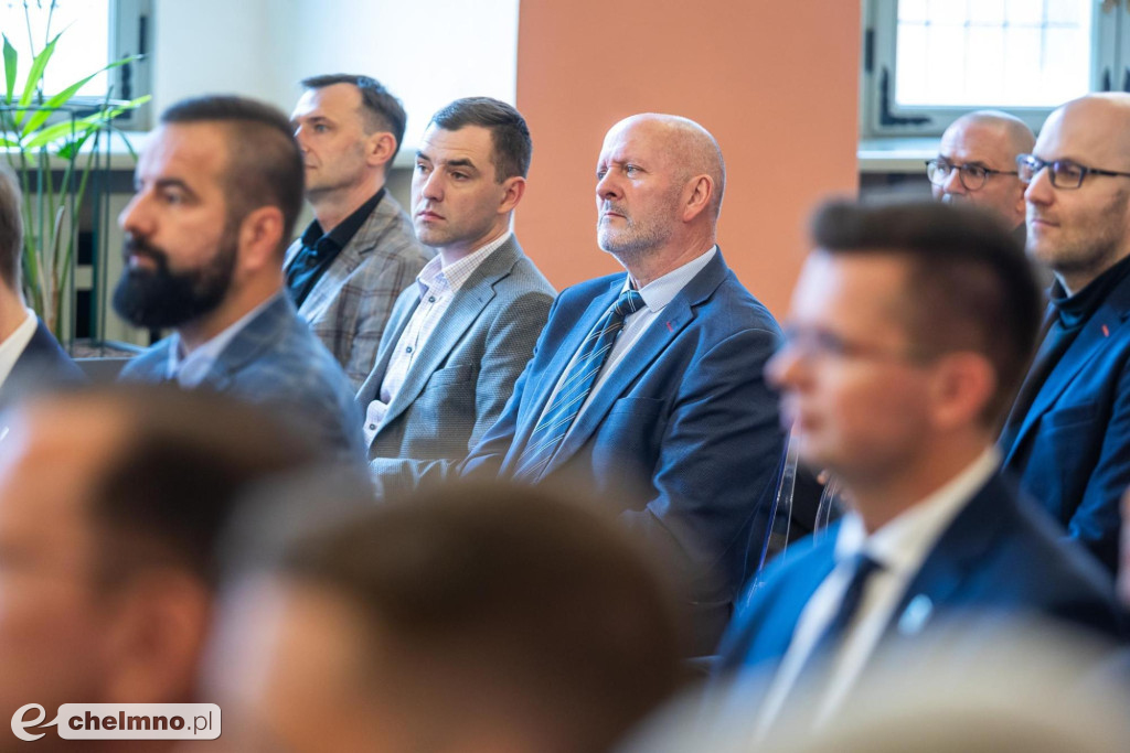 Budujemy boiska i sale gimnastyczne. Dofinansowania trafią również do powiatu chełmińskiego