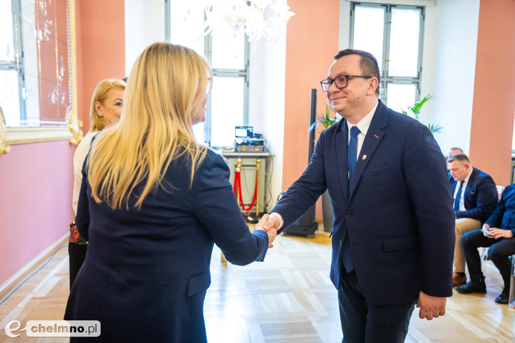 Budujemy boiska i sale gimnastyczne. Dofinansowania trafią również do powiatu chełmińskiego