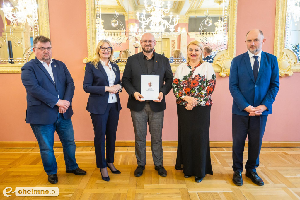 Budujemy boiska i sale gimnastyczne. Dofinansowania trafią również do powiatu chełmińskiego