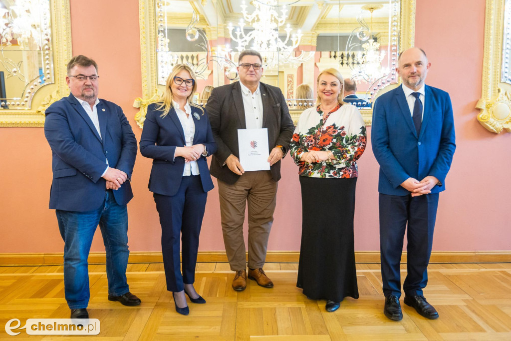 Budujemy boiska i sale gimnastyczne. Dofinansowania trafią również do powiatu chełmińskiego