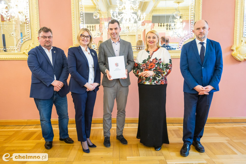 Budujemy boiska i sale gimnastyczne. Dofinansowania trafią również do powiatu chełmińskiego