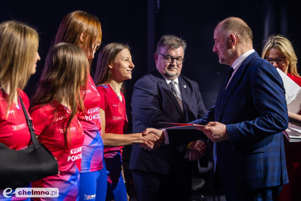 Najlepsi sportowcy z marszałkowskimi stypendiami