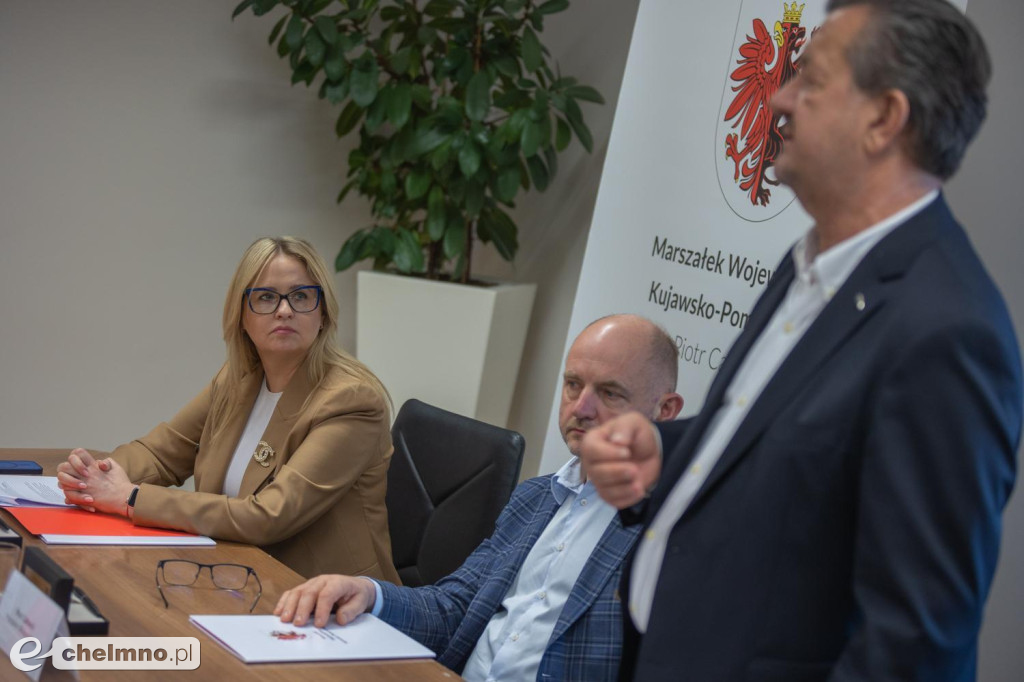 Nowe pociągi i zintegrowana komunikacja publiczna