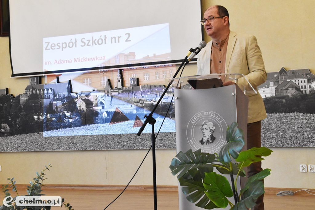 Kreatywny i sympatyczny 
