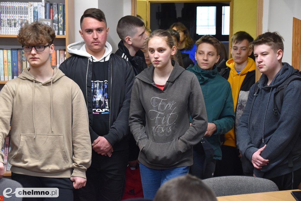Kreatywny i sympatyczny 