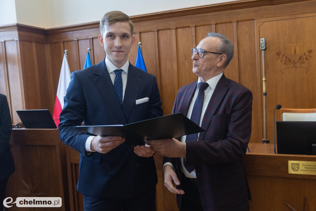 Radni województwa odebrali zaświadczenia o wyborze