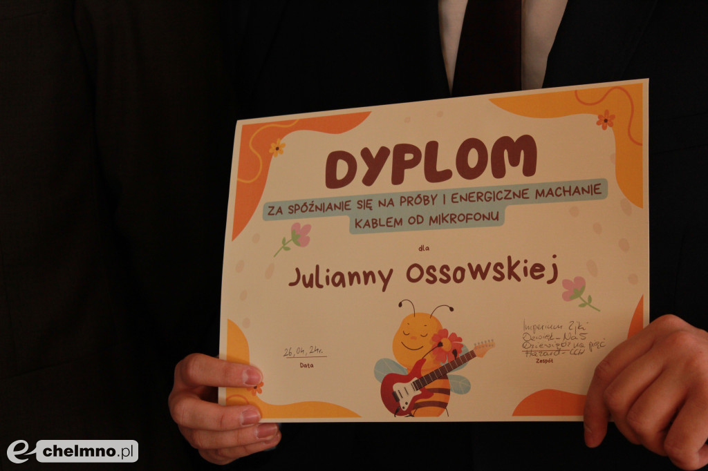 Pożegnanie uczniów klas maturalnych w ZS nr 2 w Chełmnie