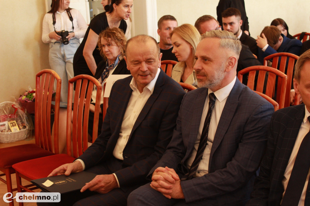 Pożegnanie uczniów klas maturalnych w ZS nr 2 w Chełmnie