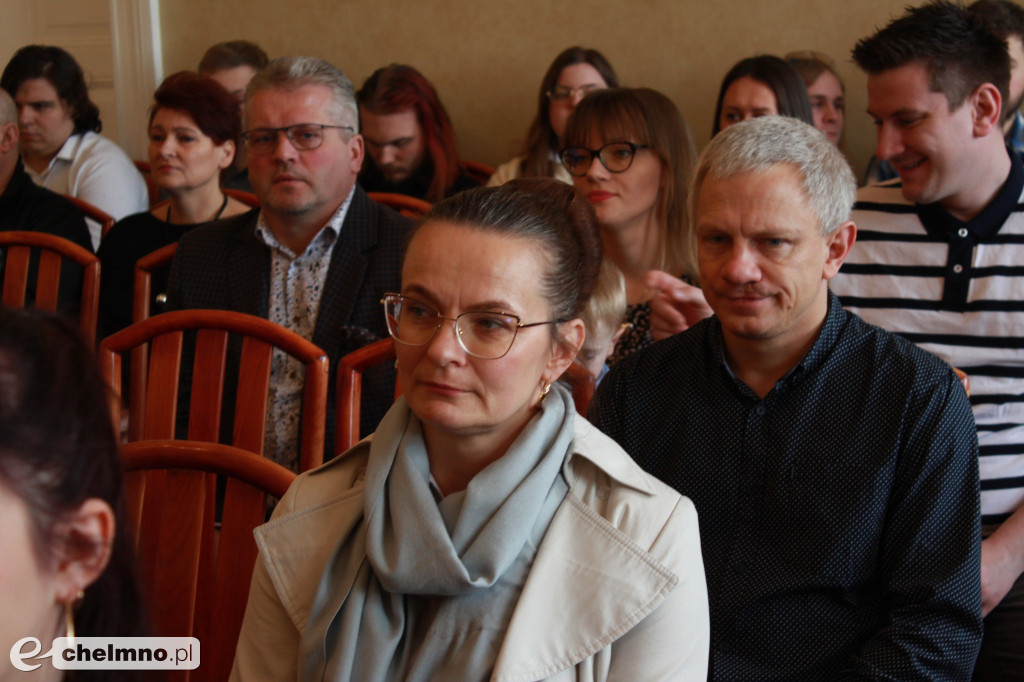 Pożegnanie uczniów klas maturalnych w ZS nr 2 w Chełmnie