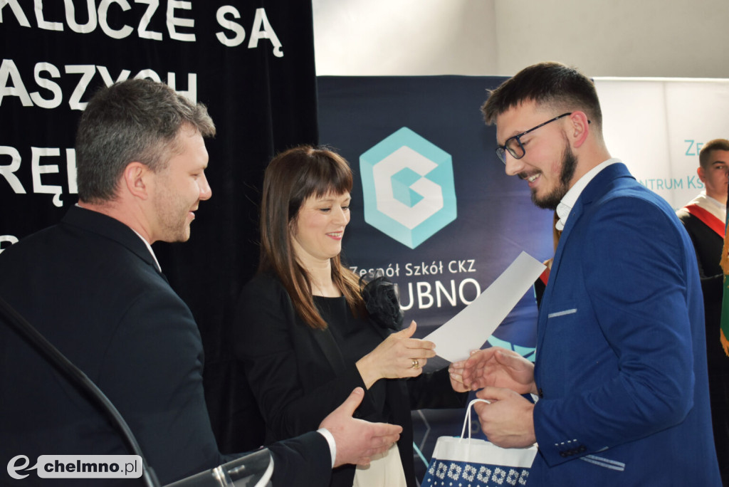 Wzruszające zakończenie roku absolwentów ZS CKZ w Grubnie